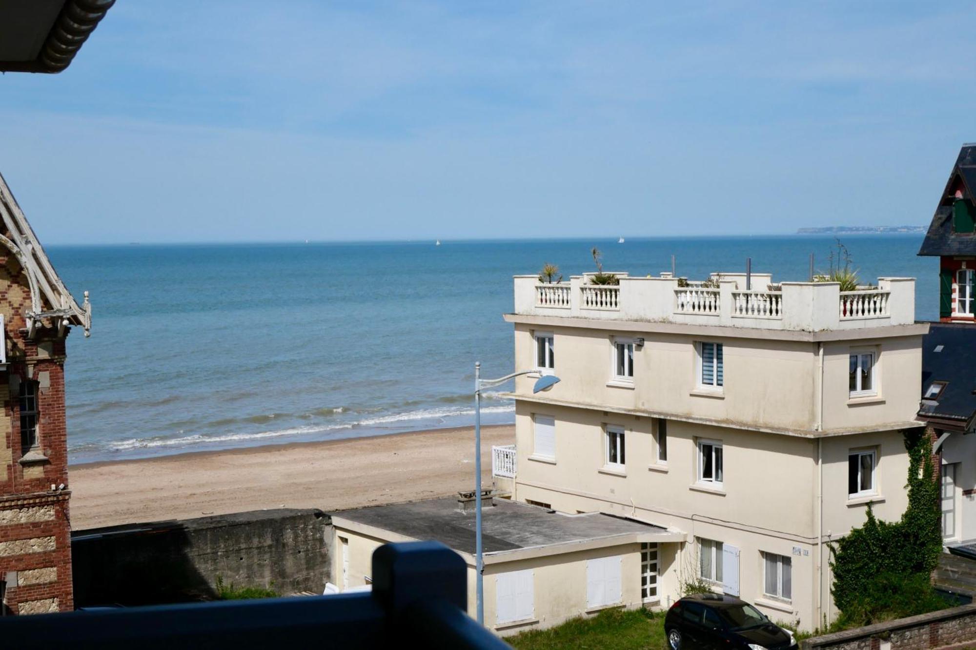 Appartement Vue Mer - 30 M De La Plage - 5 Minutes A Pied Du Centre Ville Et Du Casino فيلي سور مير المظهر الخارجي الصورة